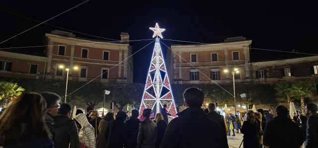 Terracina-albero Natale