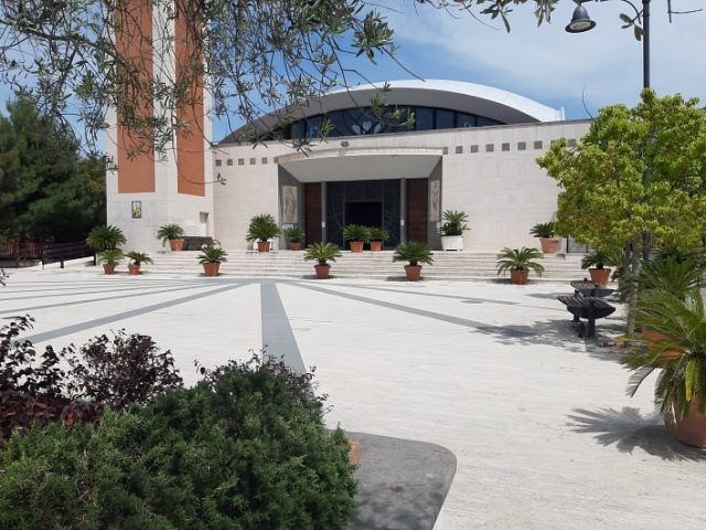 chiesa-di-santa-domitilla
