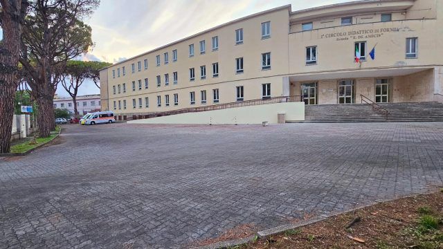 Formia-Istituto De Amicis