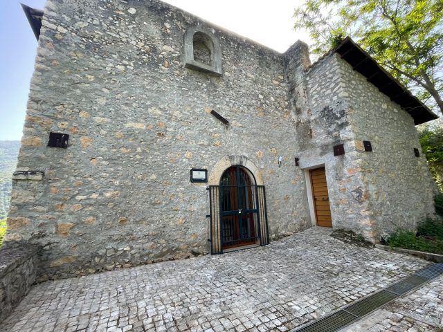 Sermoneta-Officina Arte