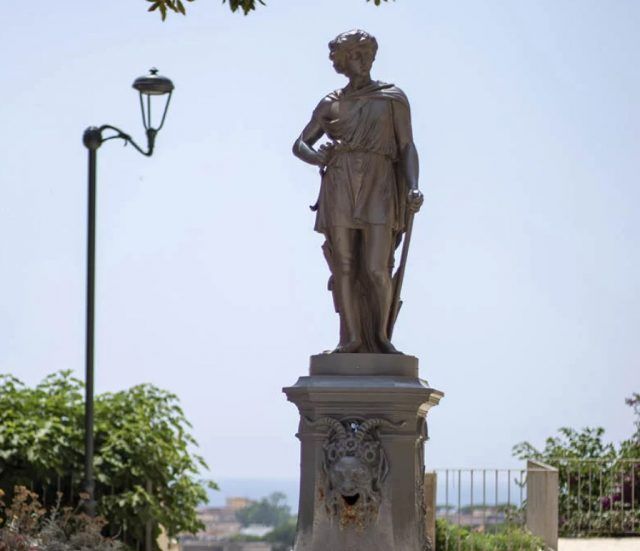 Terracina-ascensore