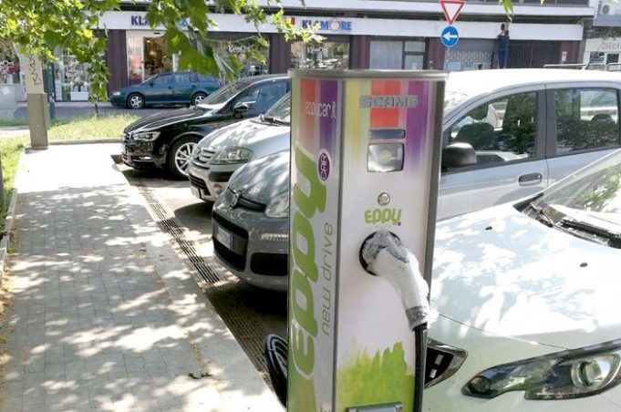 Eppy-Colonnina-ricarica-car-sharing