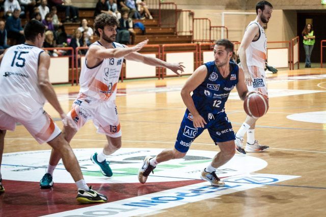 Basket-Benacquista Jesi