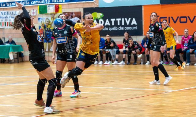 Pallamano-Salerno Pontinia semifinale2
