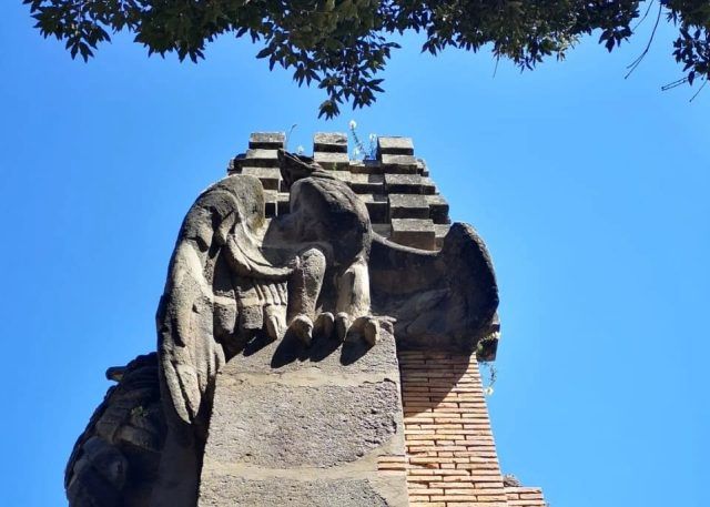 Terracina-Monumento Caduti P.Garibaldi