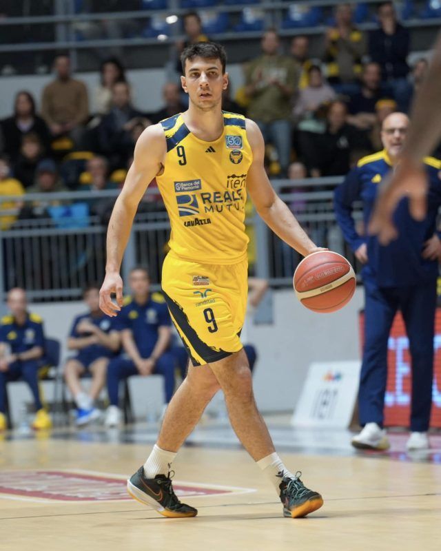 Basket-Benacquista Gallo