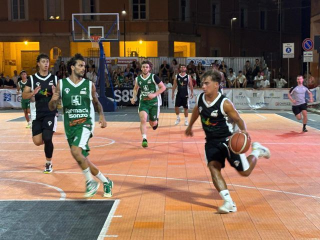 Basket-Trofe Latina in Piazza
