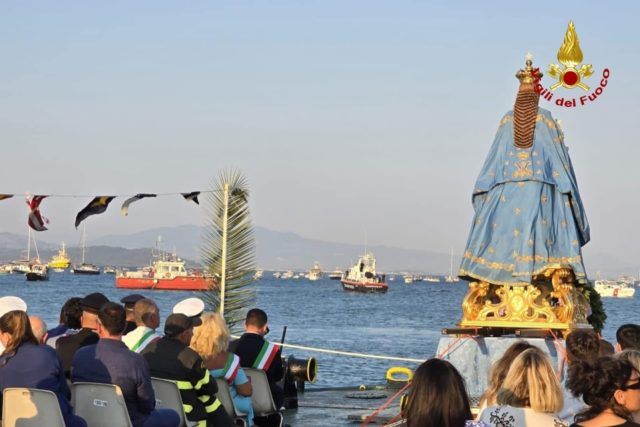 Gaeta-processione mare Maria Porto Salvo