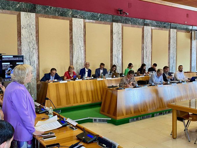 opposizione latina