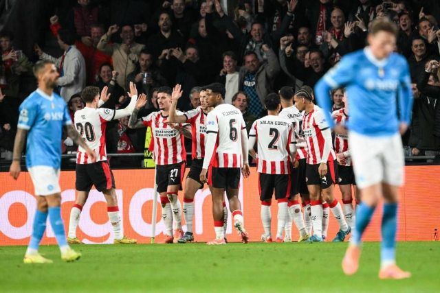 Psv-Napoli 6-2, McTominay non basta: sconfitta choc per Conte