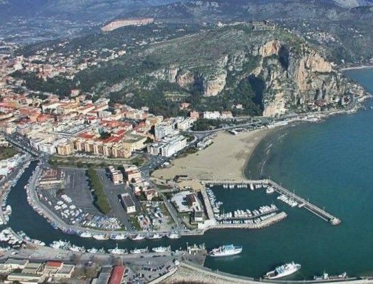 Terracina-porto