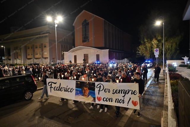 fiaccolata8-1760387524933.jpg--