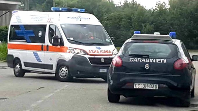 carabinieri-e-ambulanza-1