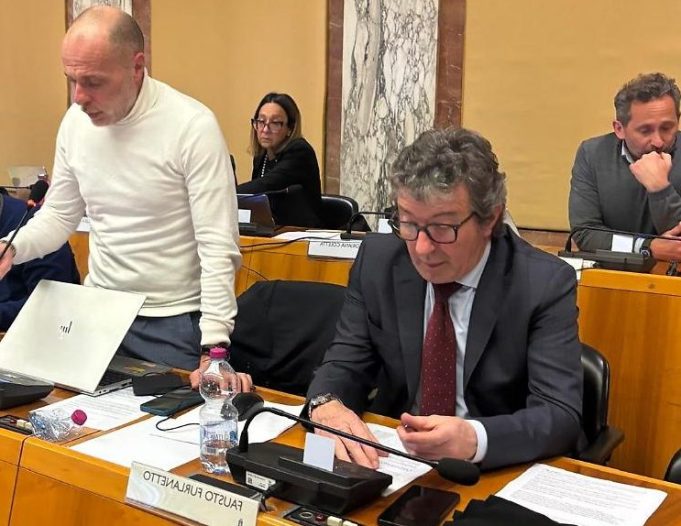 4cb07dfd-88b3-4b33-8ec1-669e3a67777b_(2)-1770198209463.jpg--acqualatina_e_israele__sulle_mozioni_arriva_la_bocciatura_in_aula