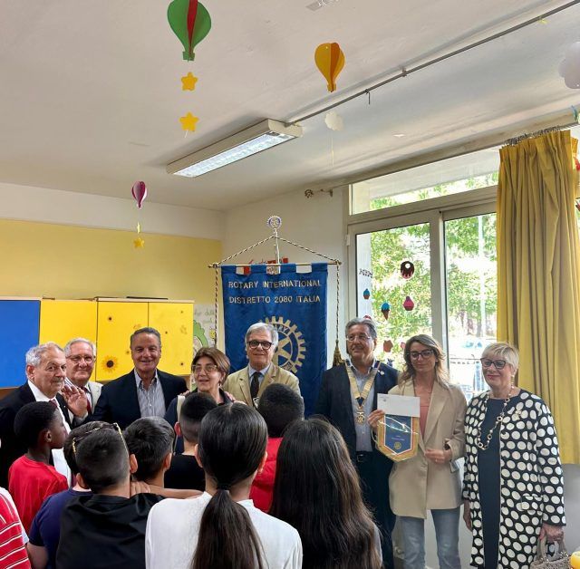 Cisterna-Donazione Rotary La Tartaruga