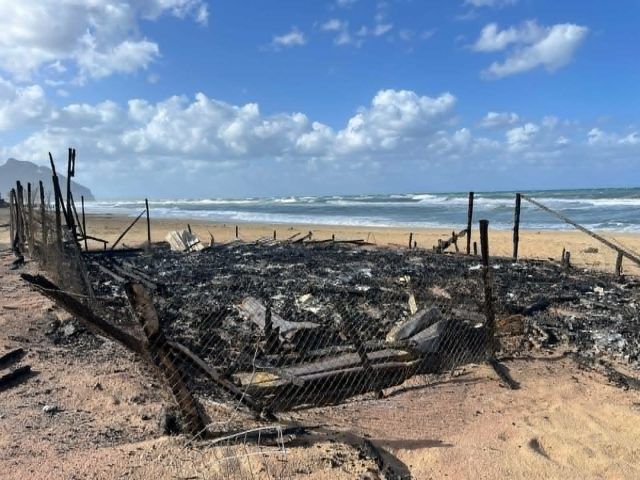 Sabaudia-incendio stab.balneari