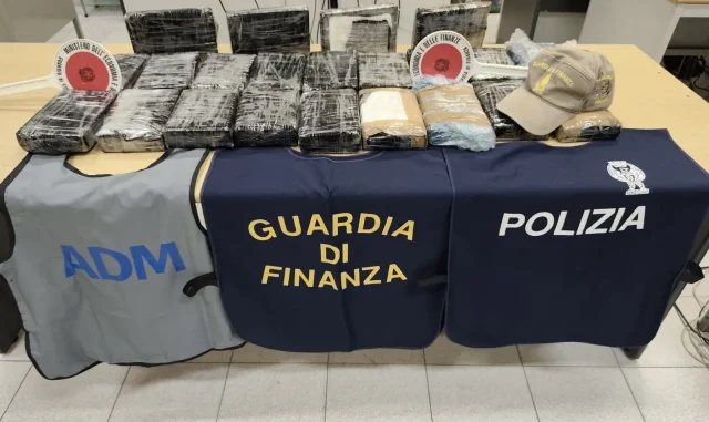 Adm-Gdf-Polizia