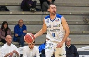 Basket, Raphael Chiti da Latina a Roseto