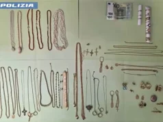 Truffa del falso carabiniere, tre arresti sull’A1 con gioielli e contanti
