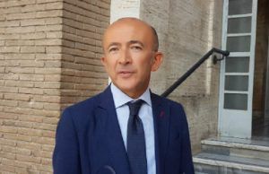 Tensione in tribunale : Donna di Priverno entra in aula e insulta il Gip. Solidarietà dell’Ordine Forense