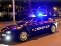 Non si ferma all’alt dei Carabinieri e fugge in moto sui marciapiedi: arrestato 48enne