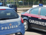 Adescavano uomini con annunci online e li rapinavano sotto la minaccia di coltelli: due arresti ad Aprilia