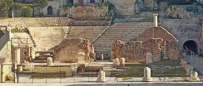 Terracina-TEATRO ROMANO