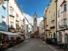Trentino-Alto Adige, identificati e denunciati i 3 tre responsabili di una violenta aggressione nel centro di Vipiteno