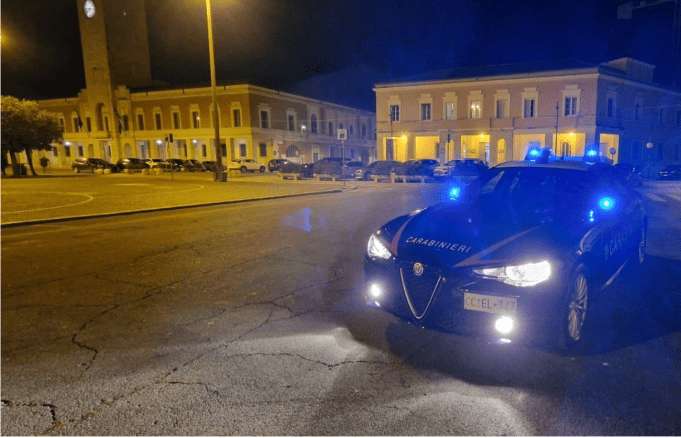 carabinieri Latina Piazza del Popolo