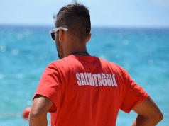 Assistenti bagnanti cercasi, gli stabilimenti balneari ne cercano ancora
