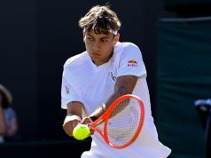 Cobolli piega Khachanov in 5 set e vola agli ottavi di Wimbledon