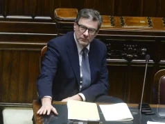 Banche, Giorgetti “Esaurito il ruolo del Governo azionista”