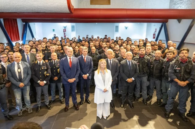 Visita-del-Presidente-Meloni-alla-presenza-del-ministro-e-Capo-al-Rep-Volanti-Roma-luglio-2026