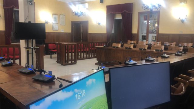 aula-consiliare-di-trapano-Sezze