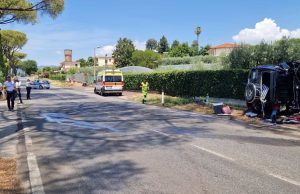 Identificate le vittime dello schianto sull’Appia. Grottaferrata e Frascati in lutto